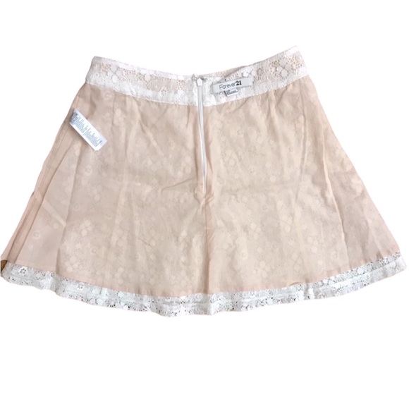 EUC | Forever21 | Pink Lace Mini Skirt | Size Small - Picture 6 of 7